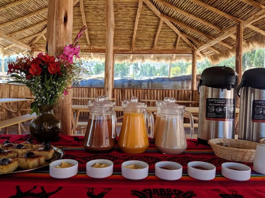 1-day excursion to Palcoyo Mountain + Breakfast and Lunch - The approach to Pitumarca and the community trail