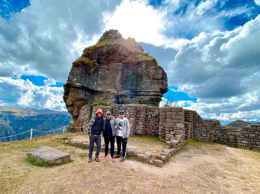 1 day excursion to Waqrapukara - From the parking area to the Inca complex