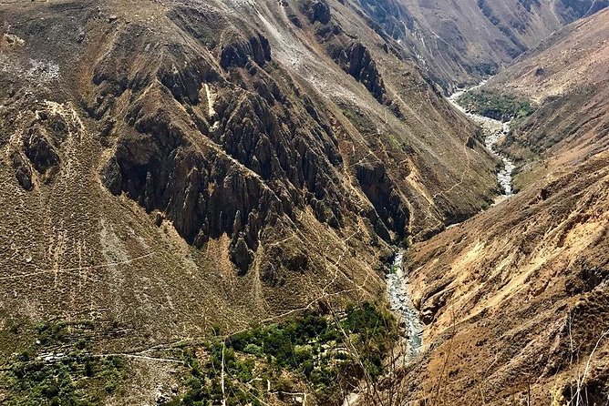 2 day 1 night trek / Colca Canyon - Watching condors at Cruz del Cóndor