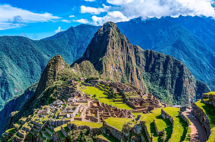 2-Day Inca Trail Hike to Machu Picchu & Panoramic Train - Returning on the Vistadome train