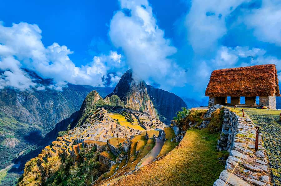 2-Day Inca Trail Hike to Machu Picchu & Panoramic Train - The 4:00 AM departure from Cusco