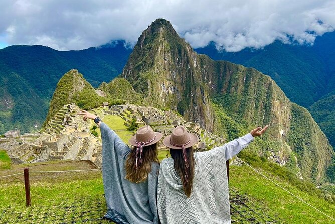 2-Day Machu Picchu Tour by train from Cusco ( All included ) - Machu Picchu Mountain, Huayna Picchu, or the Sun Gate