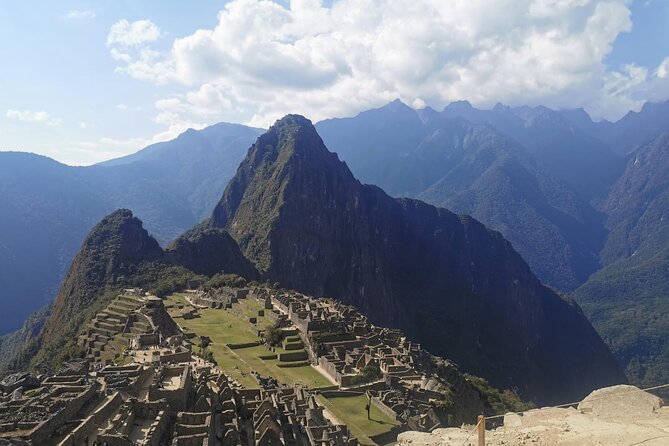 2-Day Sacred Valley Machu Picchu by Train with Llama Experience - The people make the logistics easier