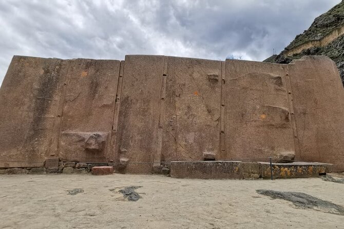 2-Day Sacred Valley Machu Picchu by Train with Llama Experience - Day 1: Pisac and the Sacred Valley