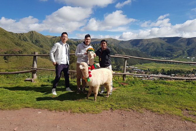 2-Day Sacred Valley & Machu Picchu Group Tour from Cusco - Aguas Calientes gives you a useful overnight pause