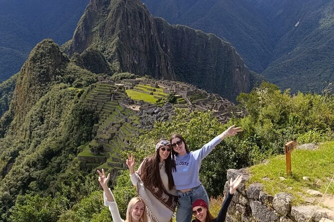 2-Day Sacred Valley & Machu Picchu Tour by Train from Cusco - Moray: Inca terraces with a scientific purpose