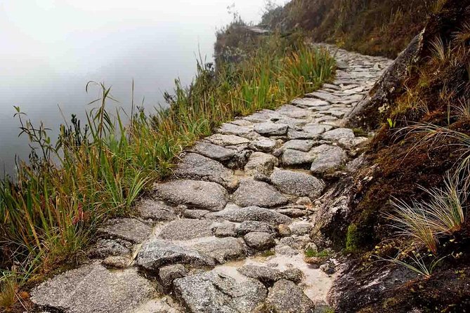 2 Day - Short Inca Trail to Machu Picchu - Group Service - Machu Picchu starts before sunrise