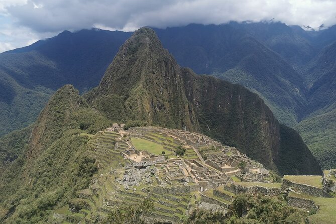 2-Day Tour in Sacred Valley and Machu Picchu from Cusco - Aguas Calientes and the overnight pause