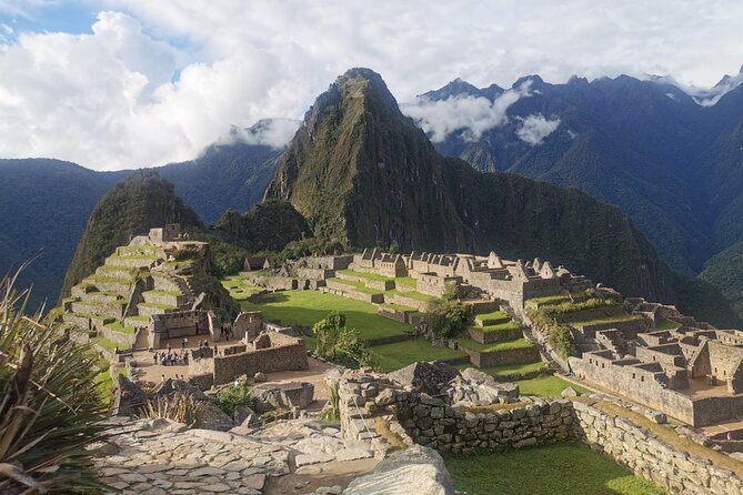 2-Day Tour in Sacred Valley and Machu Picchu from Cusco - The drawbacks you should weigh