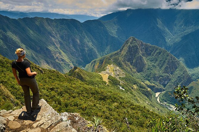 2 Days Machu Picchu Tour from Cusco - The Ollantaytambo train ride to Aguas Calientes