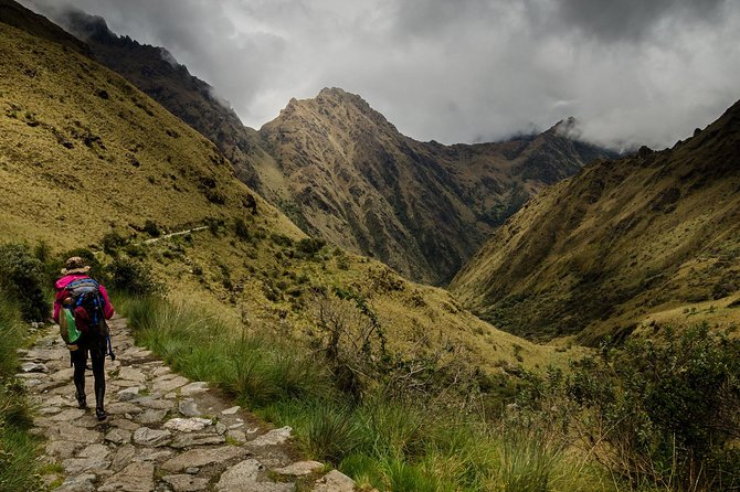 4 Day Classic Inca Trail to Machu Picchu by 360° Train - Who should choose this four-day route