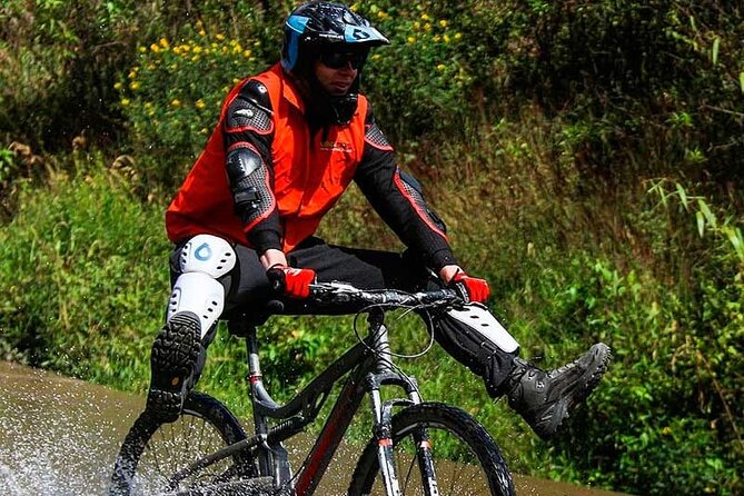 4-Day Inca Jungle Adventure, Mountain Biking, Rafting and Zipline - Guide quality and group size
