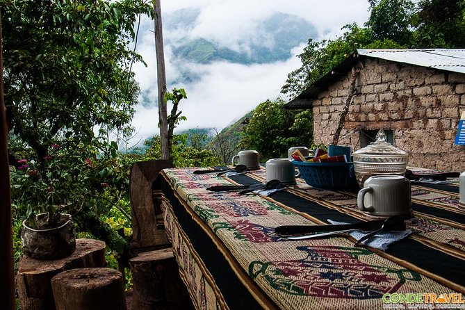 4 Days Inca Jungle to Machu Picchu Standard - Day 2: Forest paths, Inca Carcel, and Cocalmayo