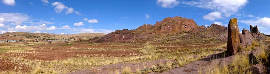 5h tour from Puno to Aramu Muru portal and Inca Ruins - Molloco’s Lupaca tombs in 15 minutes