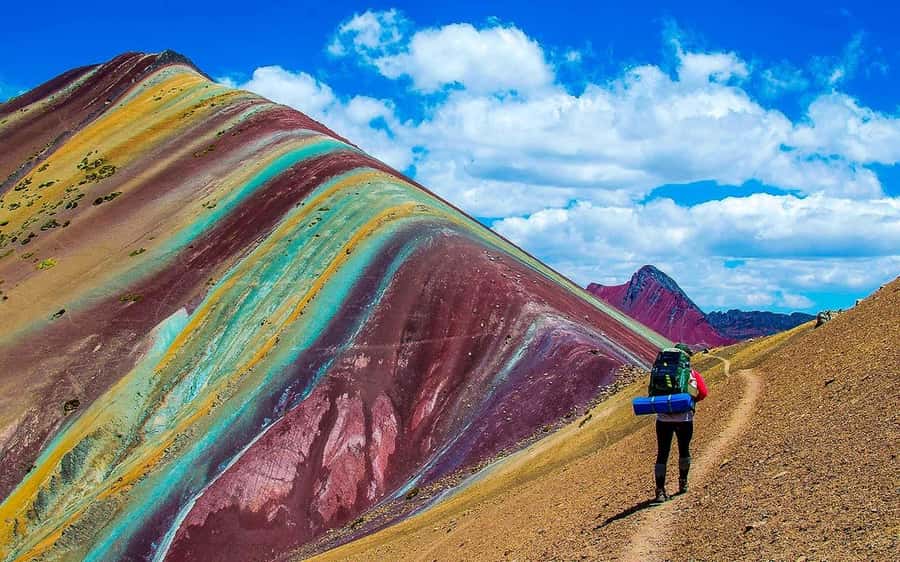 7 Colors Mountain - The 4:00 to 5:00 a.m. pickup near Cusco’s historic center