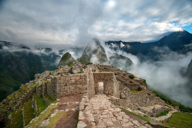 7 Days: Lima, Ica, Cusco & Machupicchu with local flights - Day 5: Machu Picchu without guessing at the connections