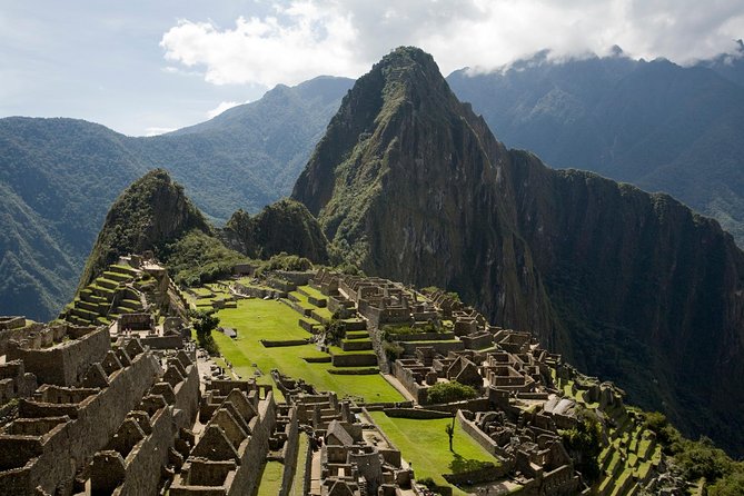 8-Days Peru, The Rise of the Inca Empire - Lima begins with churches, palaces, and ancient Peru