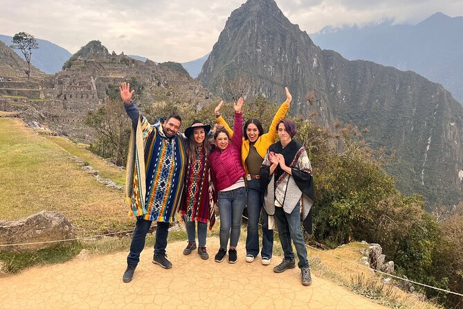 A Day at Machu Picchu, Journey to the Heart of the Andes - The return to Cusco