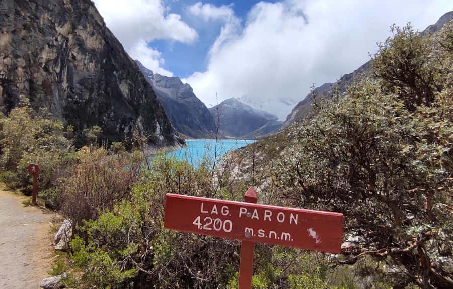 Ancash: Trekking to Paron Lagoon with Entrance | Full day| - The 8:00 am pickup and first stop in Carhuaz