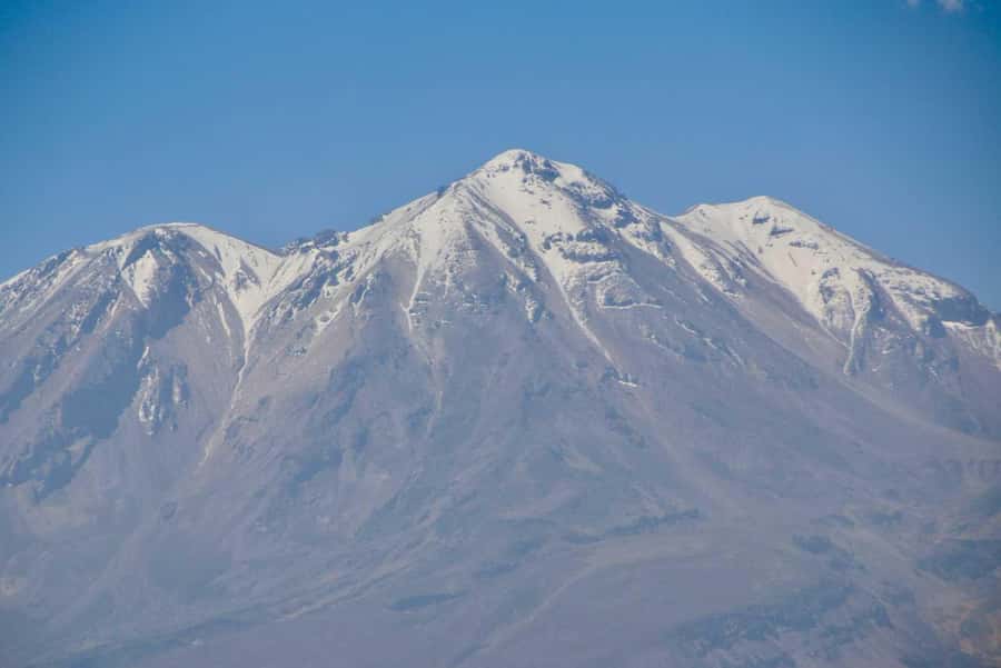 Arequipa | Ascent to Chachani Volcano 2 days / 1 night - The first climb to the 5,200-meter camp