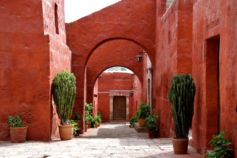 Arequipa: City and Country Tour - Via Paisajista and the Mansion del Fundador