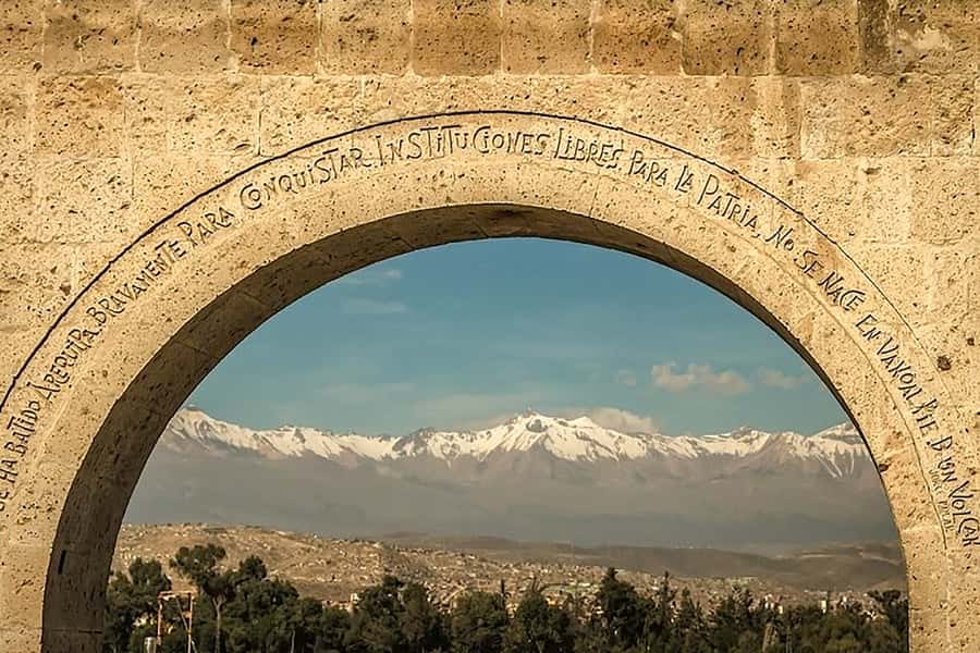 Arequipa: City Tour and Santa Catalina Monastery - Yanahuara’s Classic City View