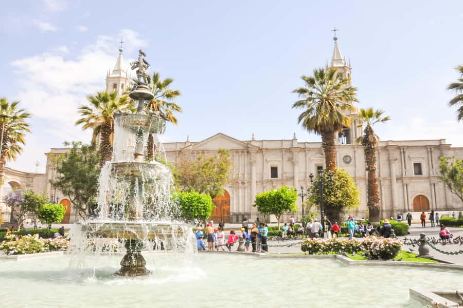 Arequipa: City Tour and Santa Catalina Monastery - Carmen Alto and the First Look at the Volcanoes