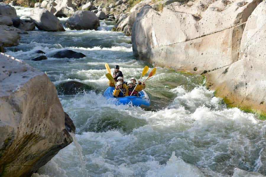 Arequipa: Rafting on the Chili River | Full adrenaline | - Passing the Chapí Virgin Cave below Misti