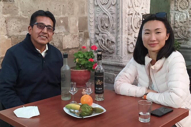 Arequipa Tasting Tour - Iglesia de la Compañía de Jesús and its gold-covered altars