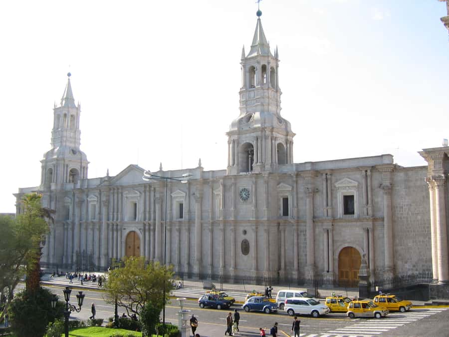 Arequipa Walking Tour and Santa Catalina Monastery - Key points at a glance