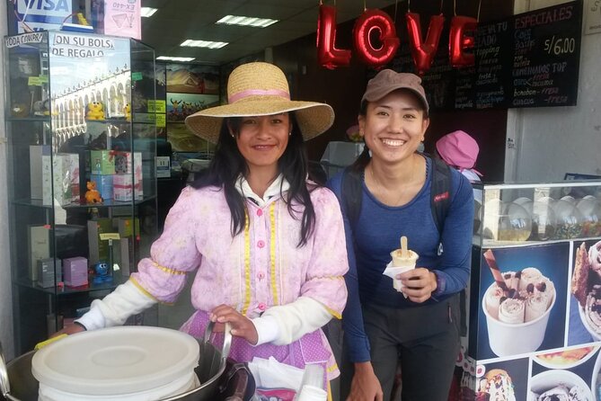 Arequipa Walking Tour city center and drinks experience - Fundo El Fierro and the older colonial streets