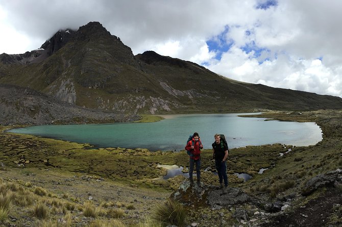 Ausangate Trek 5 Days - Food, camping, and support on the trail
