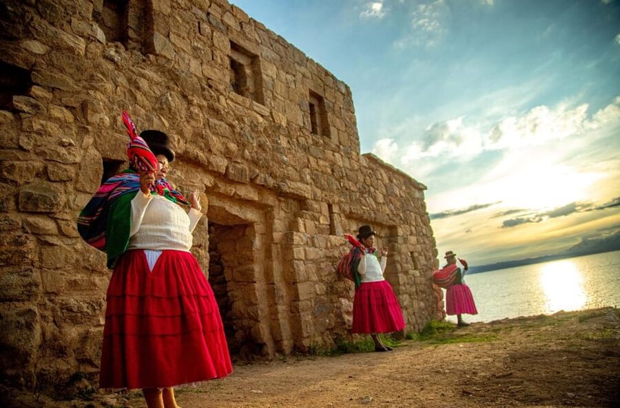 Bolivia: Full day to Copacabana & Isla del Sol - Pilkoken and the Sun God Inti