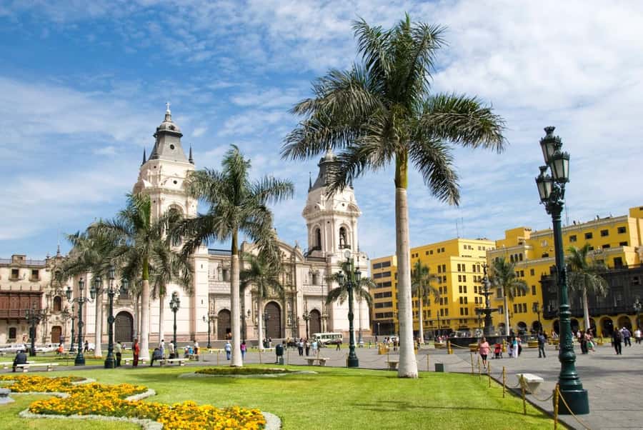 City Tour Colonial and Modern Lima Half Day Plus Ticket - Huaca Pucllana Shows Lima Before The Spanish Era