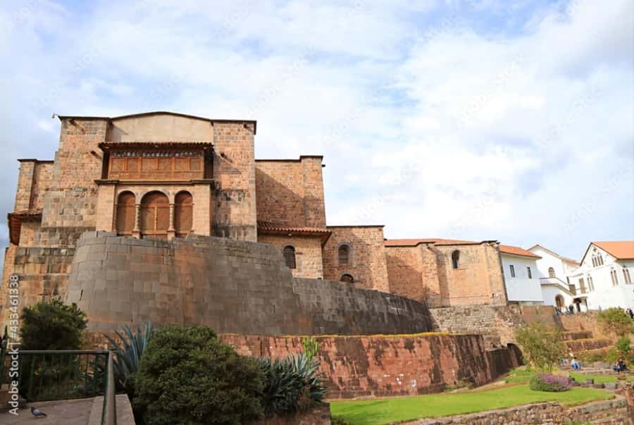 City Tour Cusco Qoricancha Sacsayhuaman y Tambomachay - Pucapucara, a practical Inca outpost