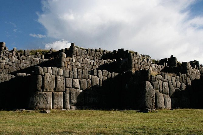 City Tour in Cusco & visit Museum South American Camelid Private. - Q’enqo: a smaller site with a stranger character