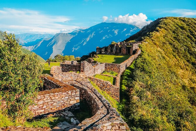 Classic Choquequirao Trek – 5 Days / 4 Nights - Day 1: From Cusco to Capuliyoc and Chiquisca