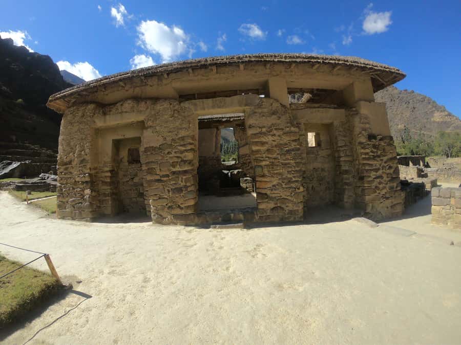 Classic Sacred Valley full day - Lunch beside the Vilcanota River in Urubamba