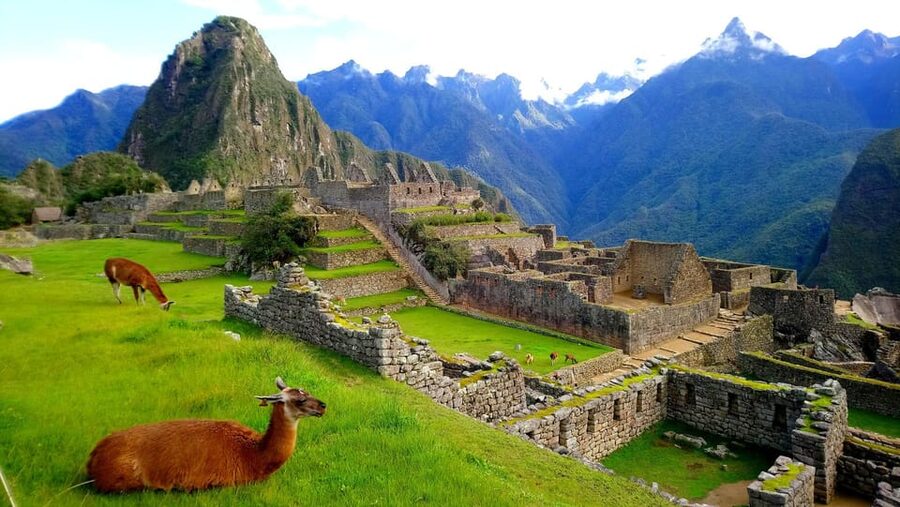 Cusco: 4-Day Inca Trail to Machu Picchu with Accommodation - Should you book it?