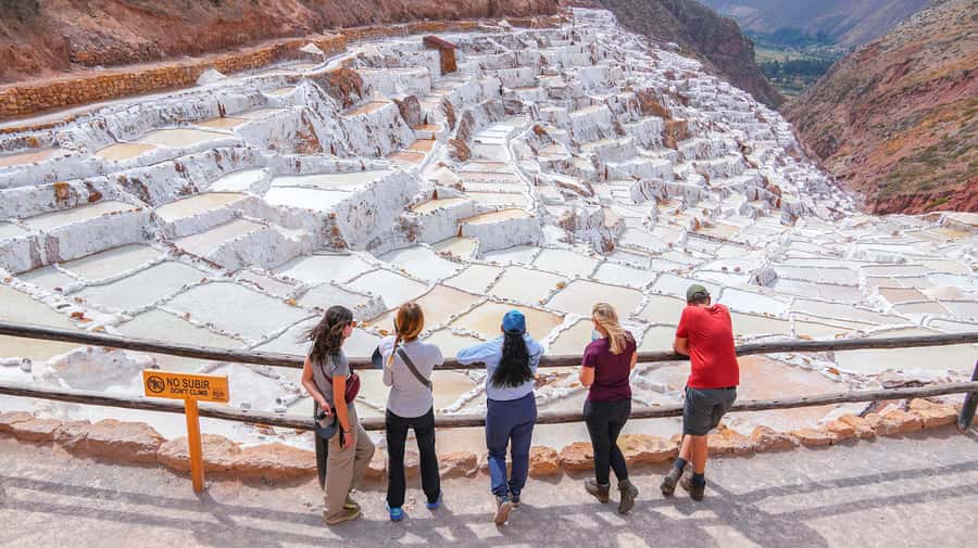 Cusco: 4-Day Lares Trek to Machu Picchu with Panoramic Train - Day Two: The Hard Climb to Condor Pass