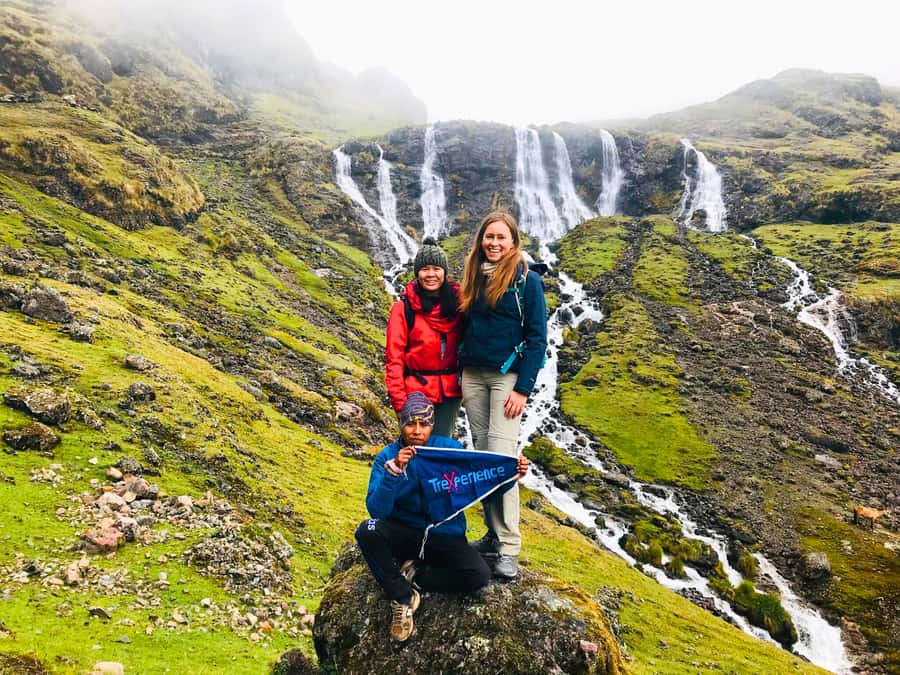 Cusco: 4-Day Lares Trek to Machu Picchu with Panoramic Train - Day One: Markets, Hot Springs, and the Blue Lagoon
