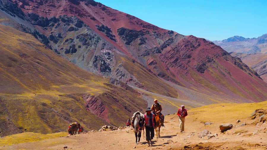 Cusco: 6-Day Andean Jewels Experience - Guides, group size, and the human side of the trip