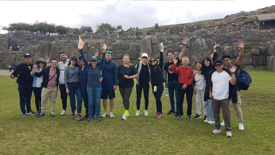 Cusco: Archaeological Park Morning Tour - Puca Pucara explains movement and watchfulness
