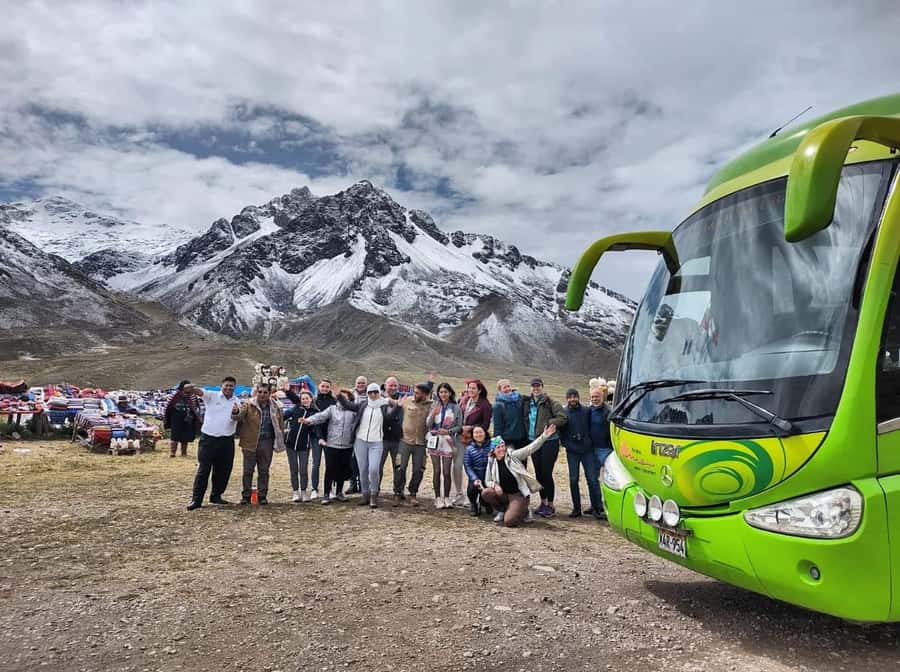 Cusco: Bus Turistico Puno Cusco con Tour y Buffet - Andahuaylillas and the Chapel of America