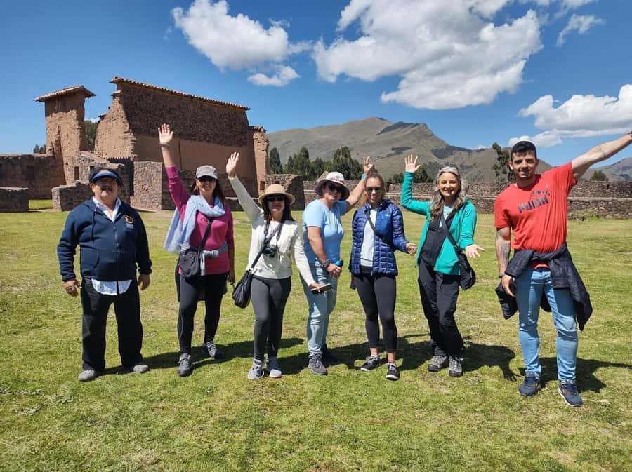 Cusco: Bus Turistico Puno Cusco con Tour y Buffet - La Raya and the high Andes