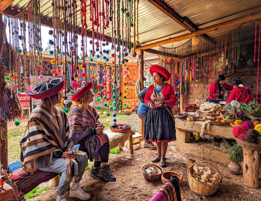 Cusco:Chinchero,Moray & Salt Mines drop-off in Ollantaytambo - Why this route works so well