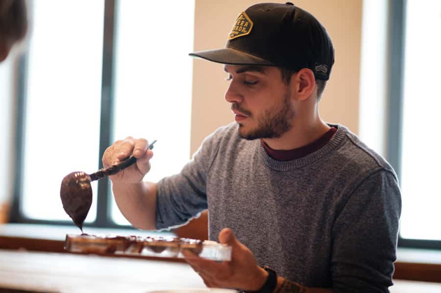 Cusco: Chocolate Workshop with the Best Local Organic Cacao - Making around 31 chocolates to take home