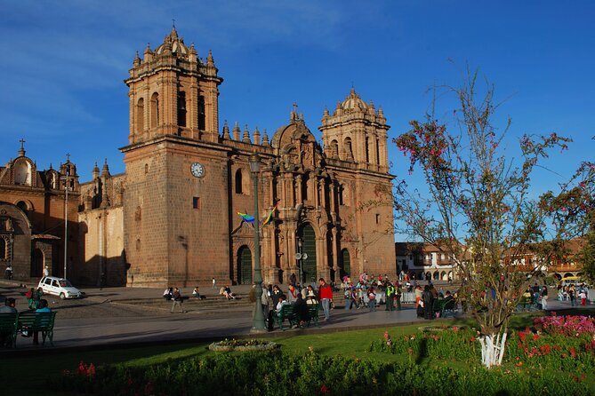 Cusco City Sightseeing, San Pedro Market, Cathedral and Qorikancha Temple - Walking, traffic, and the risk of a rushed tour