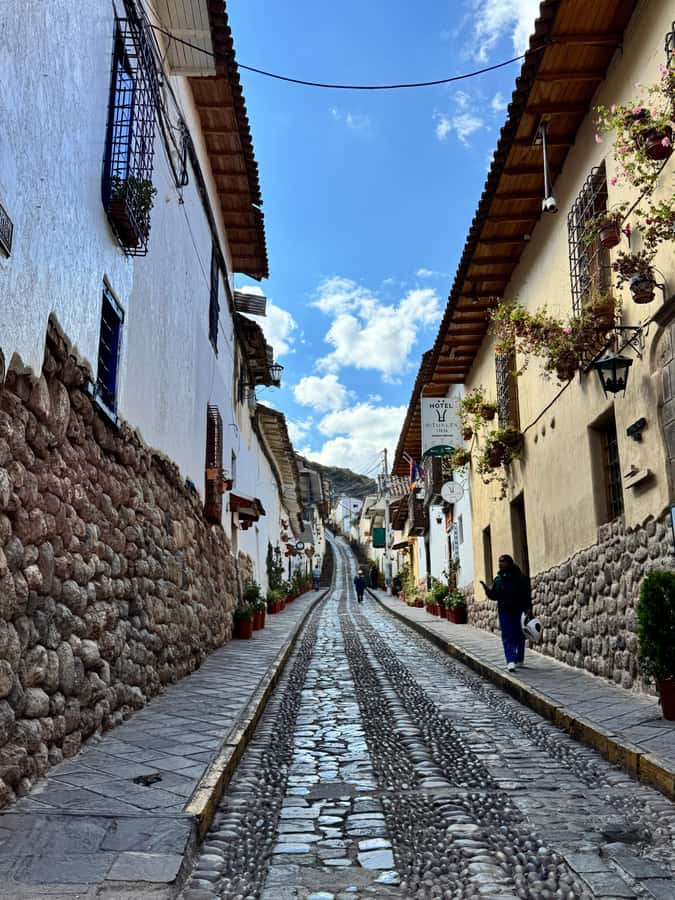 Cusco: Cultural Walking Tour with Local Guide⭐⭐⭐⭐⭐ - Qoricancha, the Inca palace at the heart of the route