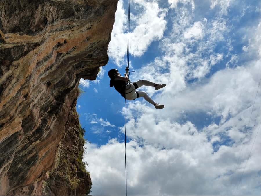 Cusco: Extreme Sky Bike and Rappelling Adventure - Rappelling 30 meters down the cliff